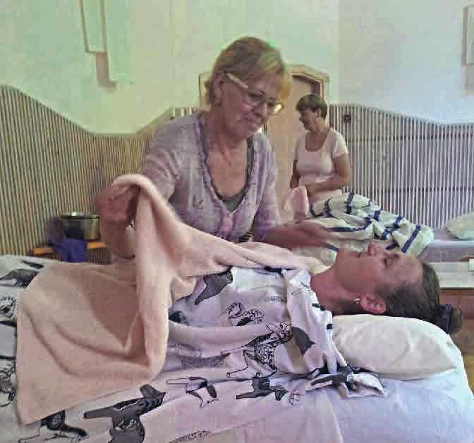 sessä kärsimysmuodossa voimme kulkea rinnalla ja yrittää lievittää kärsimystä.