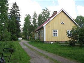 Asuinkasarmi (020) ja talousrakennus kiinteistötunnus: 785-404-2-202 kylä/k.