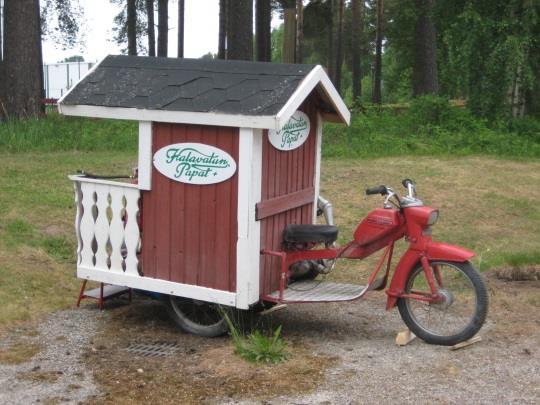 23 tu sauna, mutta Saunabussissa on lisäksi