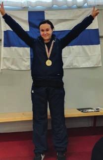 kilpailut Naisten viimeisessä sarjassa +90 kg nosti kolme naista, joista Suvi Helin otti pronssia tuloksella 180 kg (80+100), jääden hopeasta 14 kg ja voittajasta Ruotsin Paula Junhovista 15 kg.