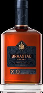 minuuttia ennen laivan saapumista Tallinnaan. Maksaessasi esitä voimassaoleva Club One -korttisi, niin saat pisteet ostoksistasi!