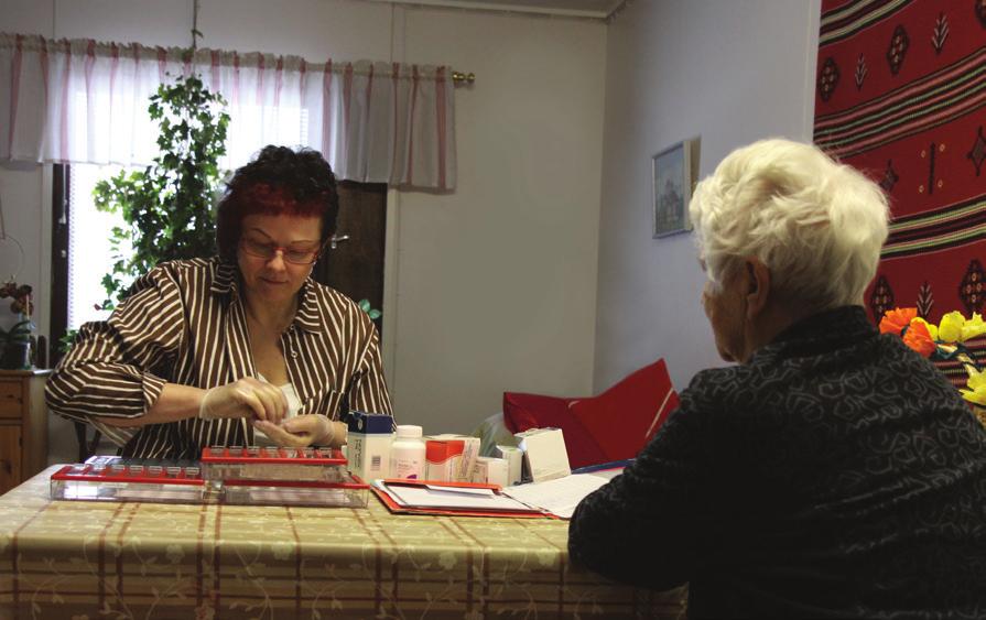 Hoidon laatu kotihoidossa Vanhuspalveluja koskevat lait ohjaavat palveluiden laatua myös iäkkäiden kotihoidossa.
