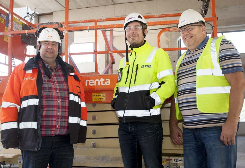 Päädyimme siihen vaihtoehtoon, ettei kaikkea pureta vaan että runko ja julkisivut säilytetään.