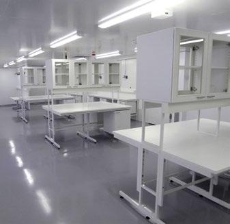 Kaikki pyörät ovat kääntyviä ja kaksi lukittavia. Rungoissa materiaalivaihtoehtona ruostumaton teräs.