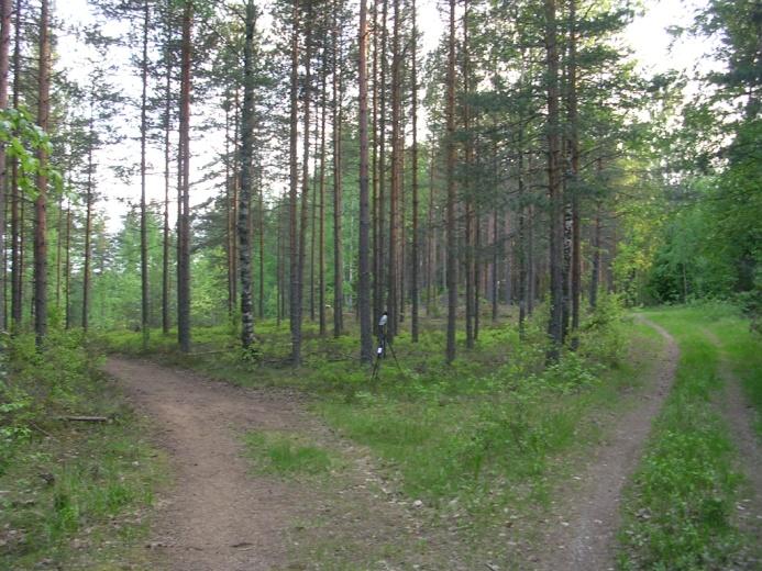 Hollolan kunta Kukonkankaan Ak-meluselvitys Melumittauspöytäkirja LIITE 2 (1/1) 31.8.11 RUHA Ajankohta: Mitattava kohde: Mittauspaikka: Etäisyys kohteeseen: 31.5.