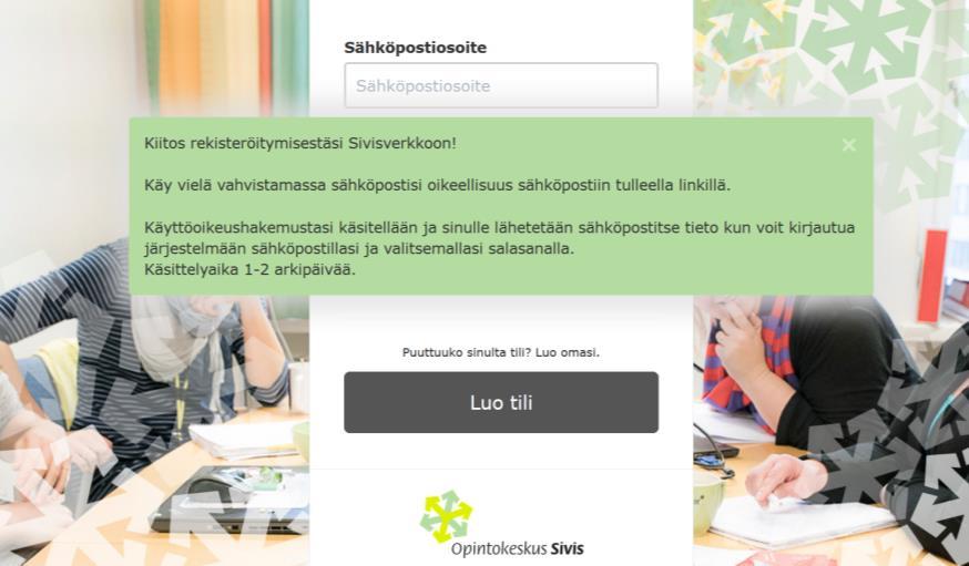 1. Kirjoita kohtaan Piirin tai yhdistyksen nimi oman organisaatiosi virallinen nimi. Järjestelmä tarjoaa alasvetovalikosta vaihtoehtoja, joista voit valita haluamasi.