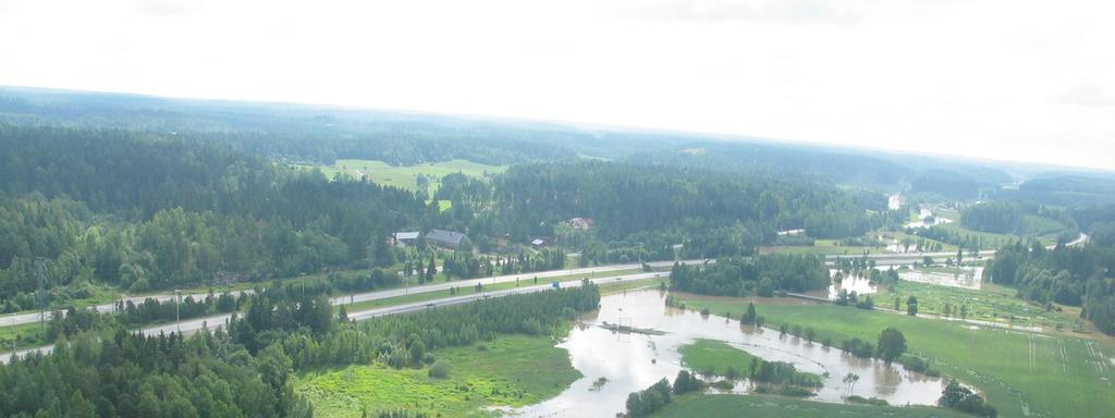 1 VESISTÖALUEEN KUVAUS 5 Vantaanjoen pisin sivuhaara, 65 km pitkä Keravanjoki, alkaa Hyvinkään Ridasjärvestä ja yhtyy Vantaanjoen pääuomaan Helsingin ja Vantaan rajalla noin kuusi kilometriä ennen