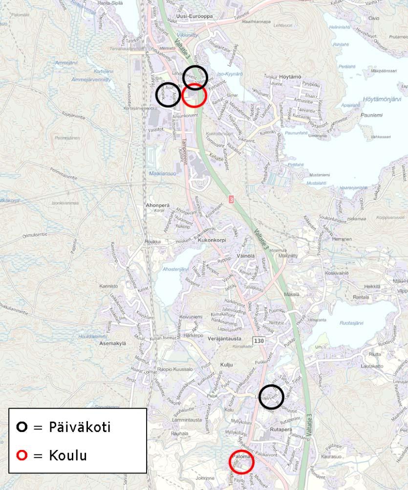 10 Kuva 2. Tutkimusalueen ympäristössä olevat päiväkodit ja koulut. 2.1.2 Tien ominaisuudet Maantie 130 on seututie, jonka liikennemäärät ovat kohtuullisen suuret.