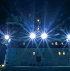 Liiketoiminnan kehittäminen Varustamoliikelaitoksen liikeidean mukaisesti liikelaitos tarjoaa jäänmurto- ja väyläpalveluja merenkulun tarpeisiin sekä erikoispalveluja offshore- ja