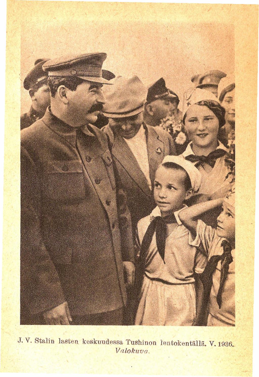 J. V. Stalin lasten keskuudessa