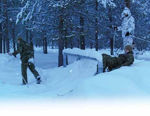 Kaartin jääkärirykmentti vastasi Jääkäriprikaatin kurssia seuranneesta asutuskeskustaistelukurssista Santahaminassa.