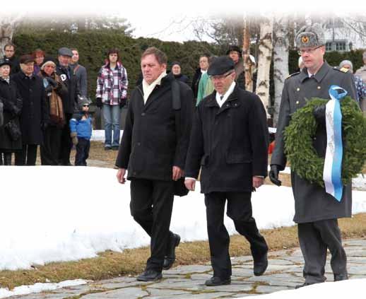 Päätoimittaja, everstiluutnantti Jari Osmonen Ruskaa odotellessa Tiivis kevätkausi on takana.