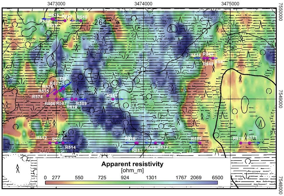 6 Kuva 5. Sähkömagneettinen kartta Kirakka-aavan tutkimusalueelta; VLF-R mittauksen näennäinen ominaisvastus. Kuvaan on merkitty myös kairauspisteet.