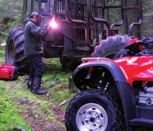 Rincon 4 4 x Kokoa, voimaa ja nautittavaa suorituskykyä. Suurikuutioisin Honda-mönkijä, jonka maine tunnetaan tyytyväisistä käyttäjistä.