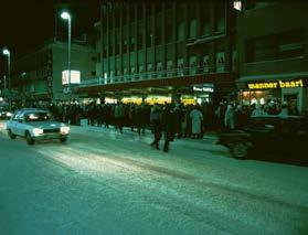 Liput 7/5, yhteislippu taidemuseon ja kaupunginmuseon näyttelyihin 11/8, alle 18-vuotiaat vapaa pääsy. Samalla lipulla pääsee Kouta-galleriaan. POIKILO-galleriaan on vapaa pääsy.