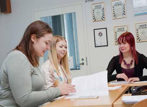 Opiskele ssa Folkhögskolstudier 2018 2019 Voionmaan 10 koulutuskeskus löytyy tampereen sydämestä yliopistokampukselta. 14 Jyri Nikula ja Joel Pöyhönen (edessä) löysivät oman alansa n kautta.