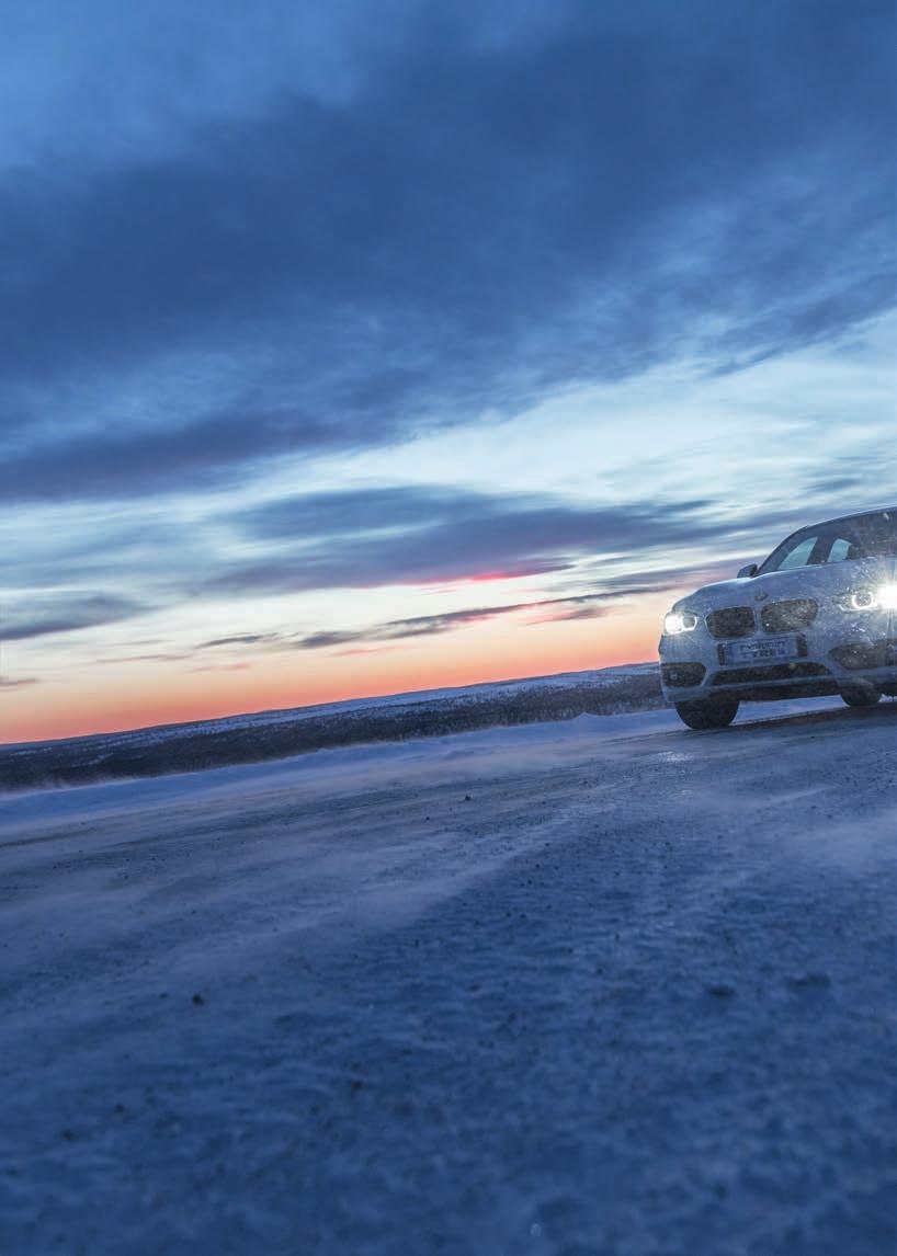 Nokian Hakkapeliitta Pysäyttää sinut ajoissa. Olemme syntyneet ja kasvaneet pohjoisessa. Helpotamme ja edistämme turvallista liikkumista vaativissa olosuhteissa.