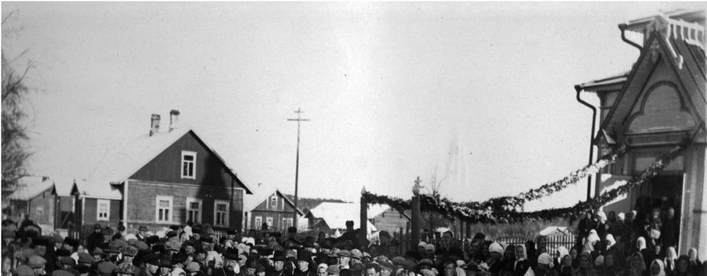 KUVA: ARKKIPIISPA HERMAN ORUSJÄRVELLÄ VUONNA 1931. KUVA: SUOMEN ORTODOKSINEN KIRKKOMUSEO/ VALOKUVA-ARKISTO. Myös muulla tavoin oli otettu etäisyyttä Venäjään ja Venäjän kirkkoon.