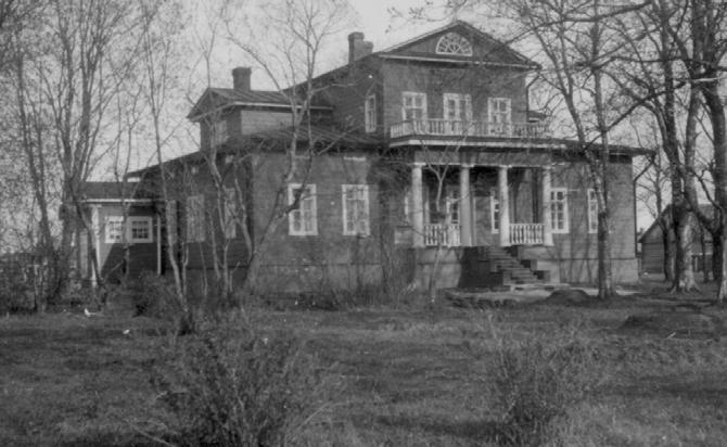 varteen. Tarkoituksena oli kuljettaa Aunuksen puolelta rautamalmia Tulemalle ja ryhtyä jalostamaan sitä siellä. Hyvän sataman lisäksi tarkoitus oli käyttää joen koskivoimaa hyväksi.