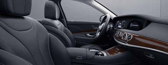 AMG Styling sisältää voimakkaat etu- ja takahelman sekä sivuhelmaverhoukset, jotka saavat auton näyttämään matalammalta kuin