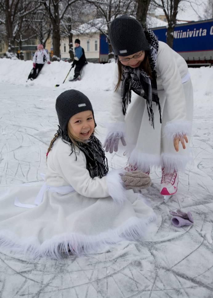 1. VÄITTÄMÄ Mielen hyvinvoinnin tietoja ja