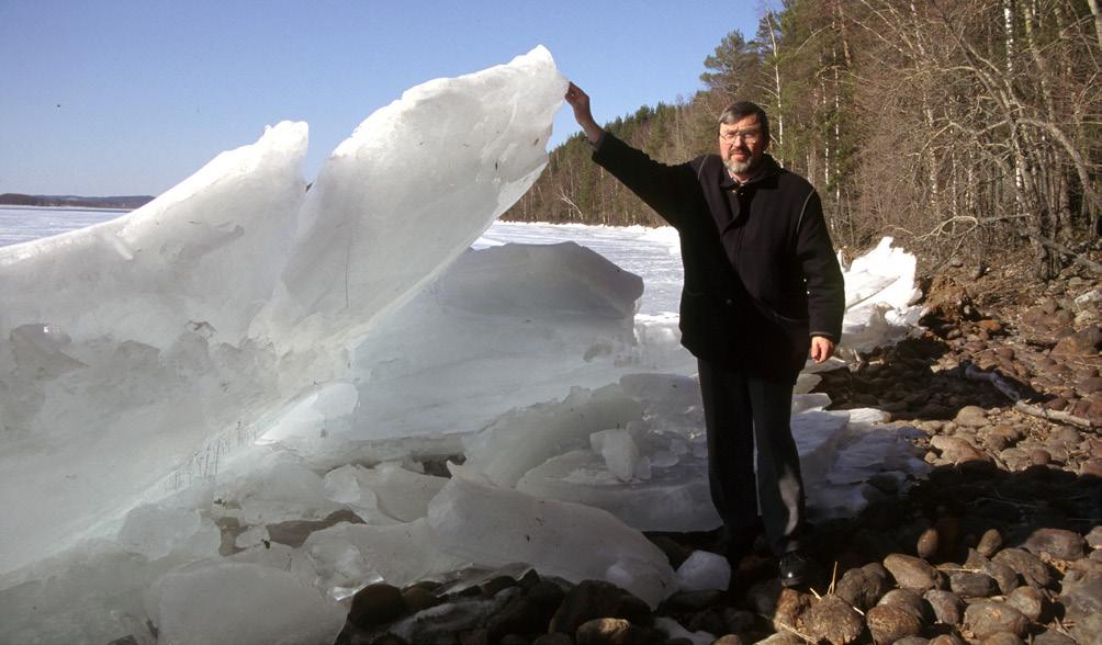 Etelä- ja Keski- Suomessa lyhenemä on ollut 3 6 viikkoa, pohjoisessa 2 4 viikkoa. ESKO KUUSISTO johtava hydrologi Suomen ympäristökeskus E-mail: esko.kuusisto@ymparisto.