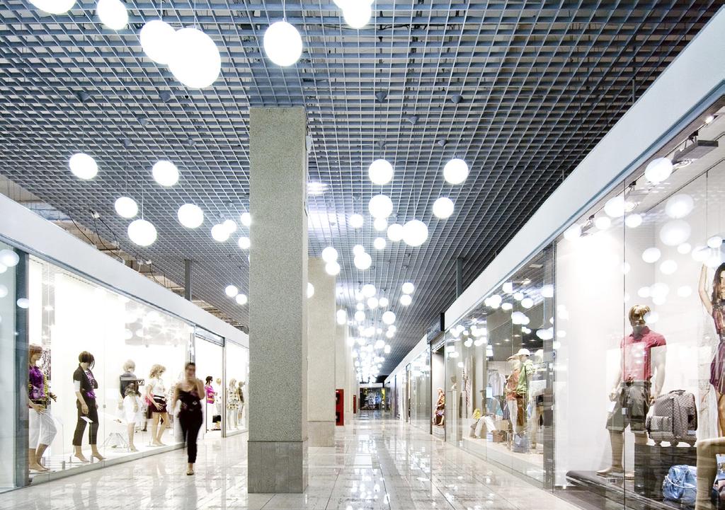 Katuvalaistus Jalankulkualueet Kaupunkien keskustat Julkiset tilat Aura Light on kehittänyt maailman ensimmäisen oikeasti pitkäikäisen monimetallilampun.