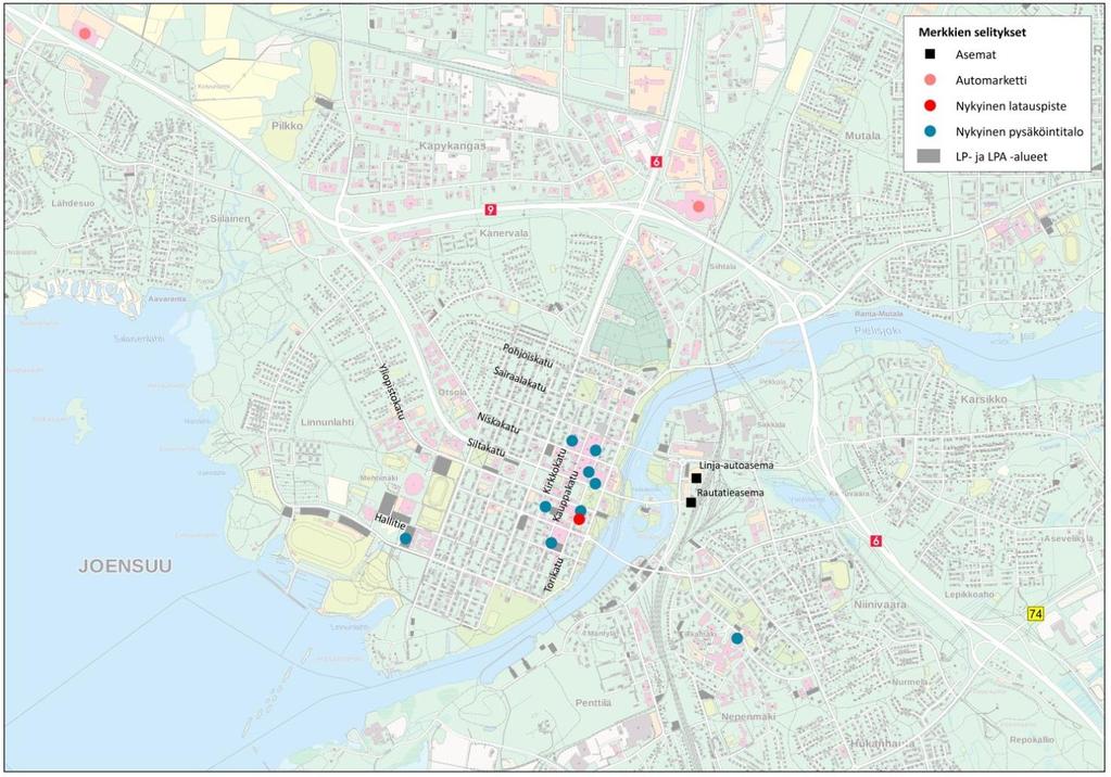 14 (36) säköinti on myös ohjattu pysäköintitaloihin. Rautatie- ja linja-autoasemat sijaitsevat keskustan välittömässä läheisyydessä Pielisjoen itäpuolella.