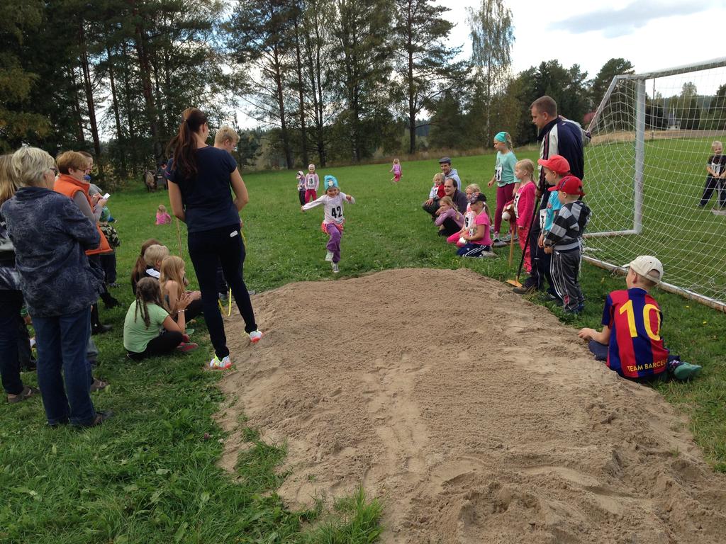 Pituushyppykisan voittaja Luhtikylän