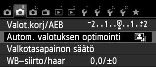 3 Automaattinen kirkkauden ja kontrastin korjausn Jos kuva näyttää liian tummalta tai kontrasti liian heikolta, kuvan kirkkautta ja kontrastia voidaan korjata automaattisesti.