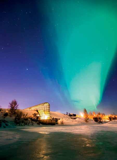 close. Visit our shorelines along the river, to view the brilliance of the Northern Lights from the city.