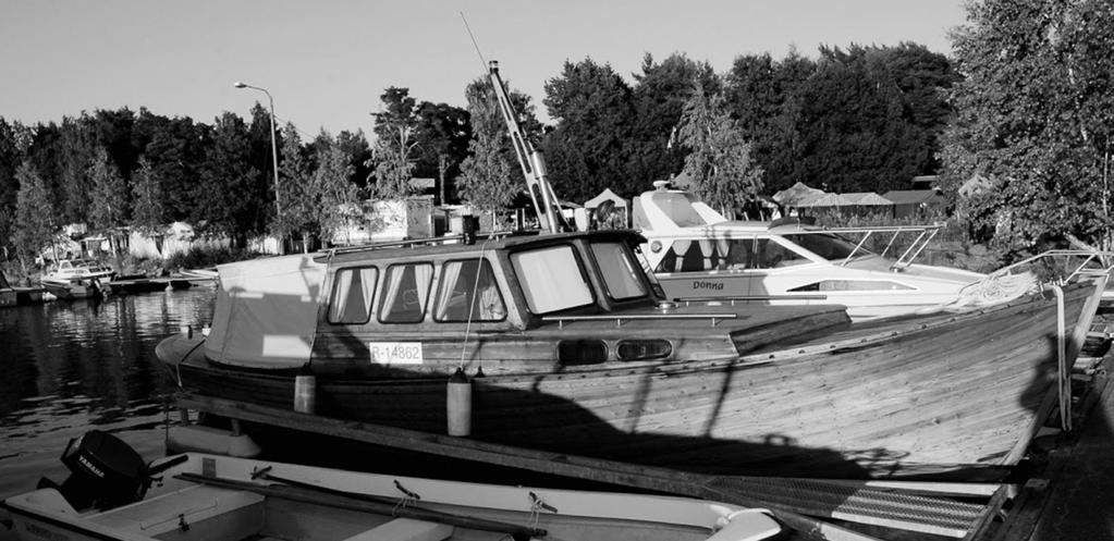 IDYLLINEN KAUNISSAARI HIENOINE HIEKKARANTOINEEN ON PYHTÄÄN SAARISTON TODELLINEN HELMI.