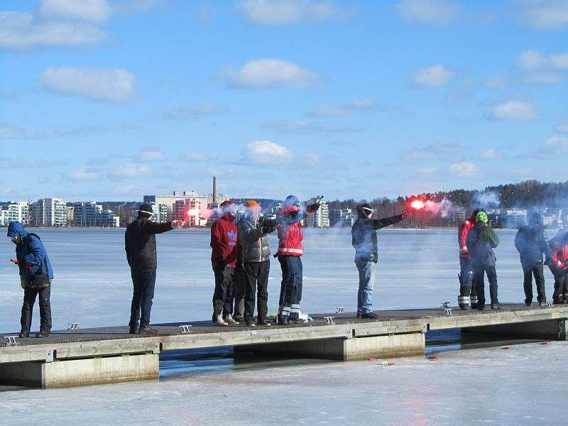 Hätäraketit Lahden Järvipelastajat, Lahden Navigaatioseura ja Lahden Purjehdusseura