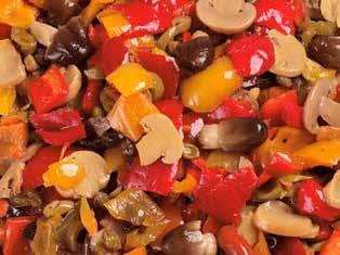 ja sienet vaihtelevassa suhteessa (punainen ja keltainen paprika, Champignonherkkusieni, vihreitä ja mustia oliiveja, herkkusieniä-volvariella volvacea, kapriksia) 80%, auringonkukkaöljy, suola,
