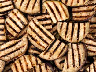 Grillattu munakoisopala 1000g, säilykepussi Munakoiso (80% ), auringonkukansiemenenöljy, suola, sokeri, yrtit, happamuudensäätöaine: sitruunahappo, antioksidantti: