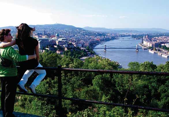 Nähtävyydet, kaupunkikierrokset Budapest selviää kunnialla kilpailusta maailman kauneimpien kaupunkien joukossa.