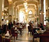 Budapestissa oli vilkasta kahvilaelämää jo 1800-luvun puolessavälissä. 1900-luvun alussa pääkaupungissa toimi yli 500 kahvilaa.