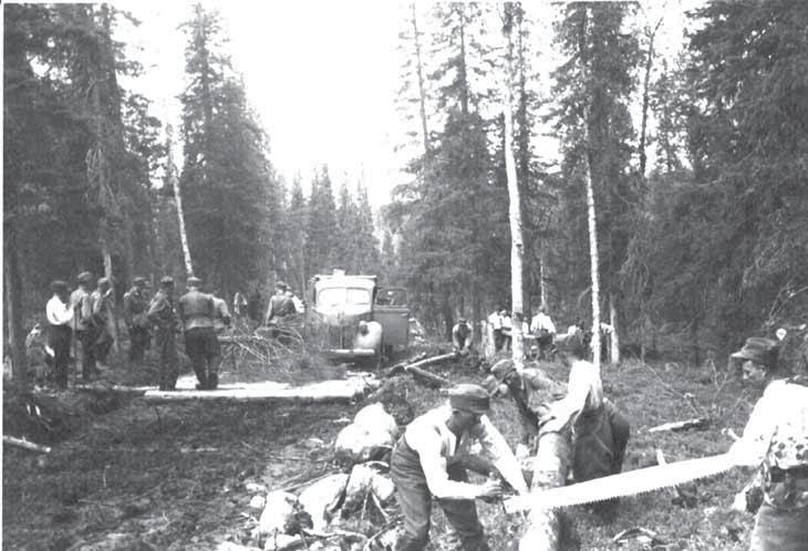 kolmas lapsi, Seppo. Parikuukautinen poika tuskin ehti nähdä isäänsä, kun tämä kohtasi loppunsa teloituksessa Petroskoin vankilassa.