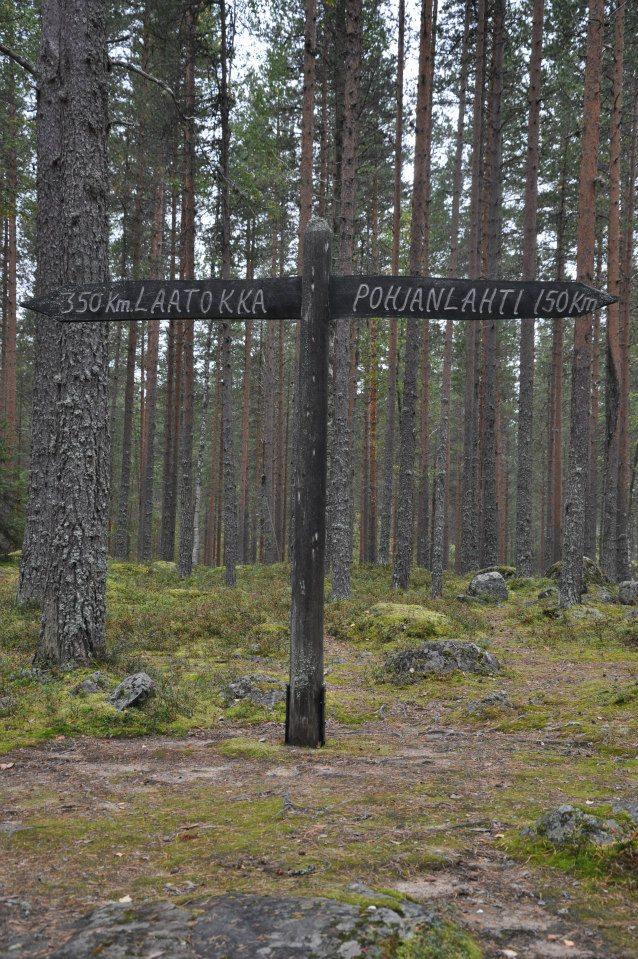 Pohjanmaan Pyhäjärvi eilen... Mannerjään reuna oli noin 000 vuotta sitten Havukkamäenharjun ja Vuohtomäen länsirinteen tasalla.