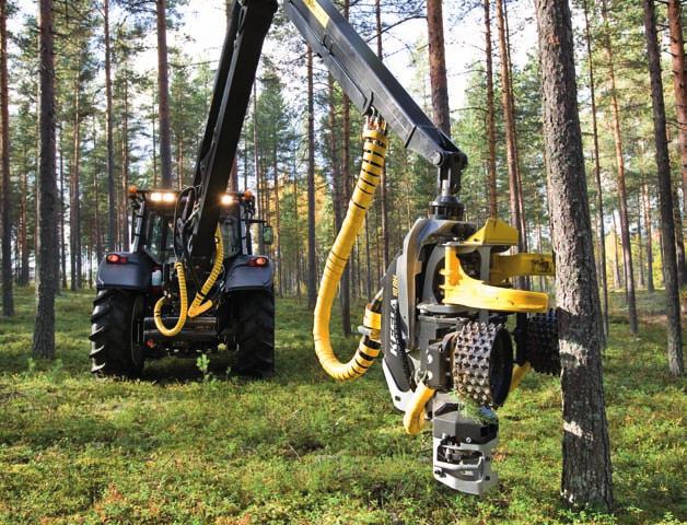 PUUNKORJUU HARVENNUS HAKKUIDEN TEHOPAKKAUS Kesla varustaa traktorin harvennusten tehoratkaisulla.