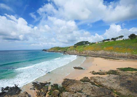 On visite la Bretagne! Bretagne sijaitsee niemimaalla ja rajaa Atlanttiin. Rantaviivaa on yhteensä noin 1300 kilometriä. Bretagnen pääkaupunki on Rennes. Muita kaupunkeja alueella ovat muun muassa St.