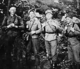Kotiin Rymättylän Pakinaisiin palasin 19.11.1944, aloitin työt kotitilalla ja tapasin Liisani.