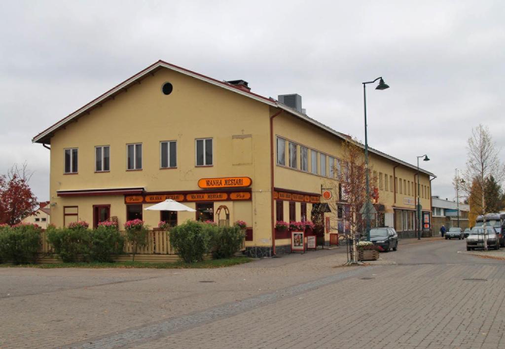 Kemijärven liikekeskustan merkittävä rakennus, joka liittyy kiinteästi kaupungin hallintohistoriaan. 12.
