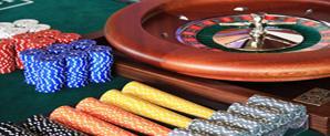 Hinta alk 2300 eur / 3 pelipöytää + 550 eur / lisäpöydät + alv 24 % TEXAS HOLD EM POKERIKOULU Opi maailman suosituimman pokeripelin salaisuudet ja bluffaa itsesi huipulle!