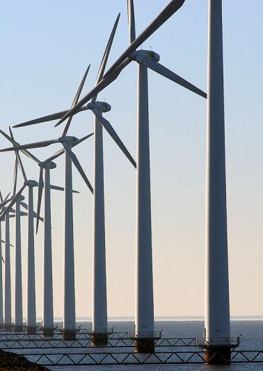 Michel Gunther / WWF-Canon Kirjallisuus Tuulivoima Suomessa ja maailmalla Uusiutuvana ja päästöttömänä energiatuotantona, tuulivoiman käyttö energiantuotannossa on lisääntynyt huomattavasti Suomessa