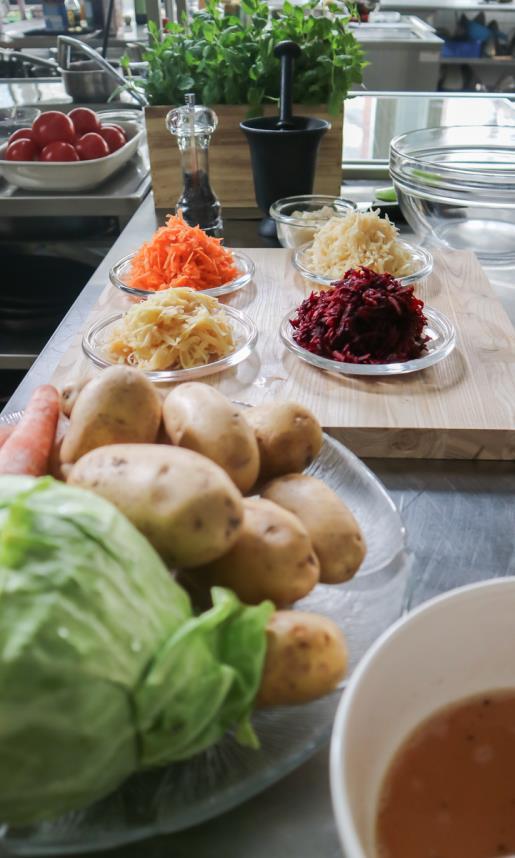 Vertailukriteerit tarjouspyynnössä pisteytettävät Esimerkkejä > soveltuvuudesta keskustellaan markkinavuoropuhelussa Alkuperä ei voi olla pisteytettävä kriteeri!