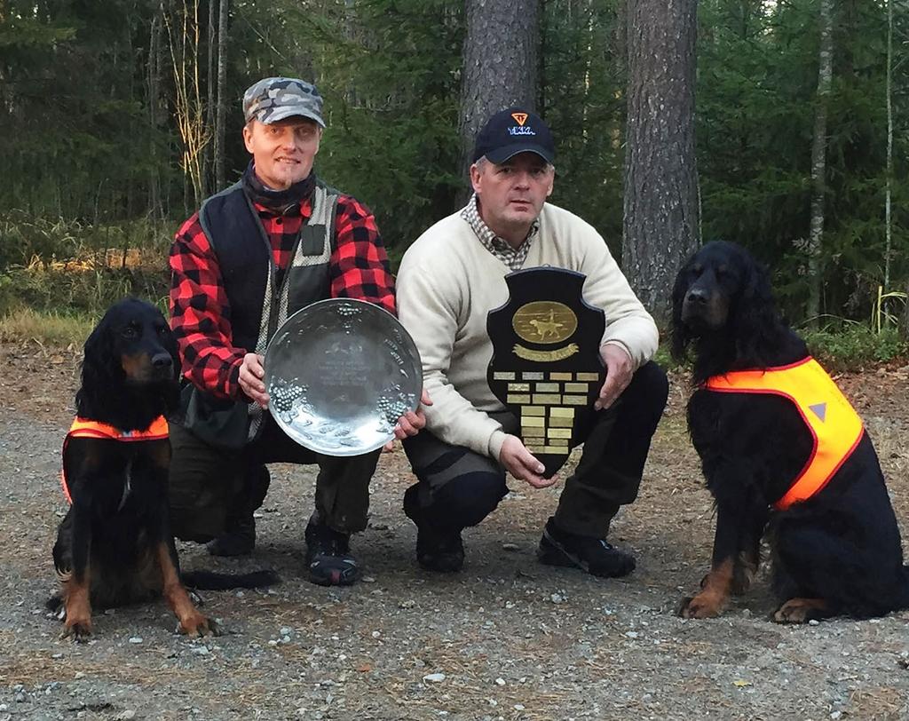 Tulokset: Vuoden gordoninsetterikasvattaja, Kennel Puronperän, Jukka Puro, Lappajärvi, 54 pistettä 2. Kennel Opendora s, Markku Parviainen, Pudasjärvi, 38 p. 3. Kennel Loukasahon, Tero Soronen, Oulu, 32 p.