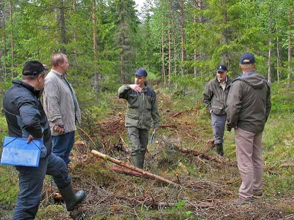 Asiantuntija arviointi Asiantuntijaryhmä: Voitto Suutari, Metsähallitus Arto Kariniemi, Metsäteho Oy Jarkko Keränen, Stora Enso Timo Punttila, Jämsänkosken metsäkonekoulu Kai Siponen, Metsäliitto