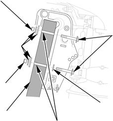Asennuskorkeus Pakoportti Pakoportti Peräpeilin korkeus 150 mm tai enemmän 100 mm 0 50 mm Kavitaatiolevyn tulee olla 0 50 mm veneen pohjan alapuolella.