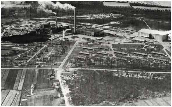 Rikin oksidit Esimerkki rikkipäästöjen vaikutuksesta ympäristöön: Harjavallan Miksi SO 2 tehdasalueen johdetaan rikkihapon ympäristö valmistukseen: vuonna 1951.